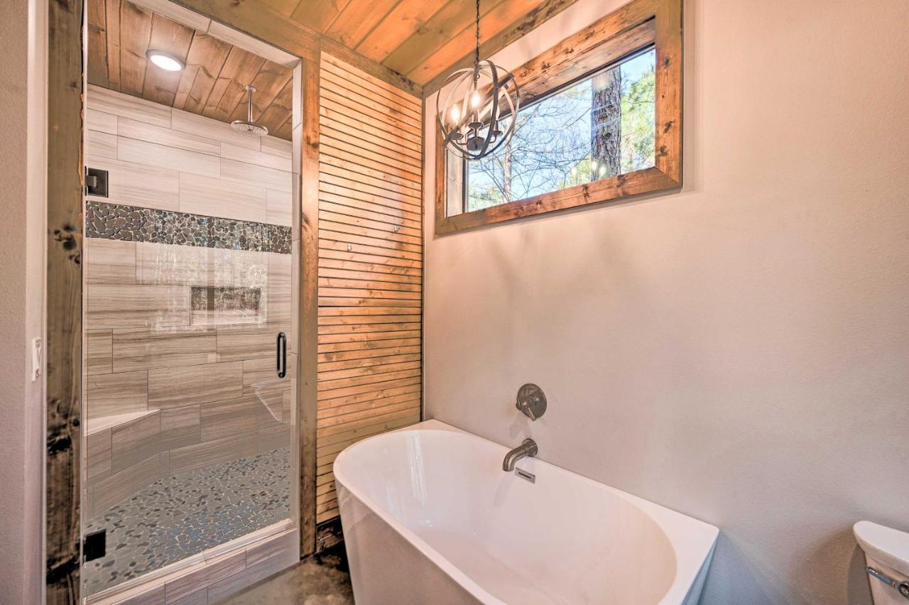 Broken Bow Lazy Dog Lodge With Hot Tub, Pool Table Extérieur photo